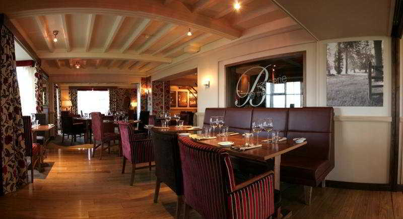Wild Boar Hotel Beeston  Екстериор снимка