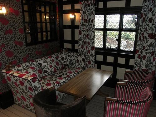 Wild Boar Hotel Beeston  Екстериор снимка